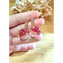 Naušnice sa crvenom erikom