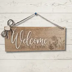 Personalizirana drvena viseća ploča za dom – Welcome / Home / Family