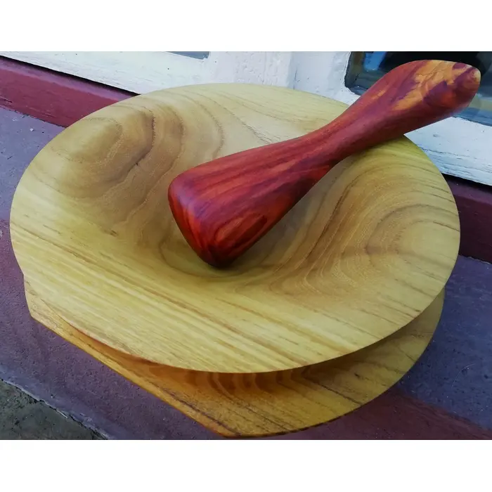 mužar od bagrema i šljive