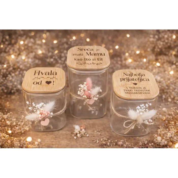 Personalizirane staklenke s graviranim bambus poklopcem i suhim cvijećem, 2 image