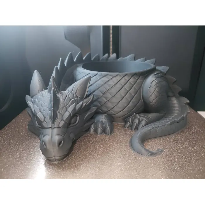 Zmaj tegla za cvijeće