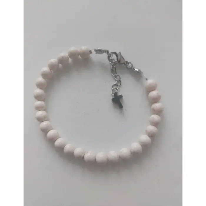 Ručno rađena narukvica od bračkog kamena