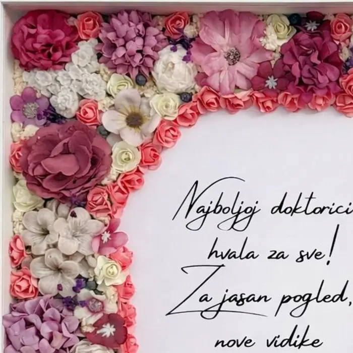 Cvjetni okvir uspomena, 2 image