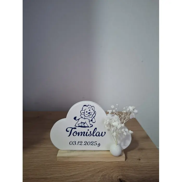 Personalizirana pločica od gipsa u kombinaciji sa suhim cvijećem