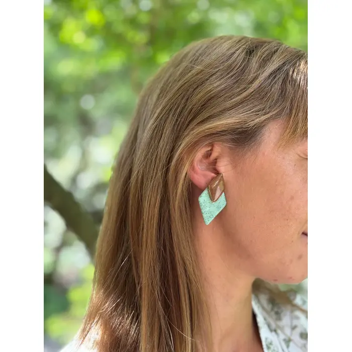 Kolekcija "Elegant", Dizajn: uglati dizajn