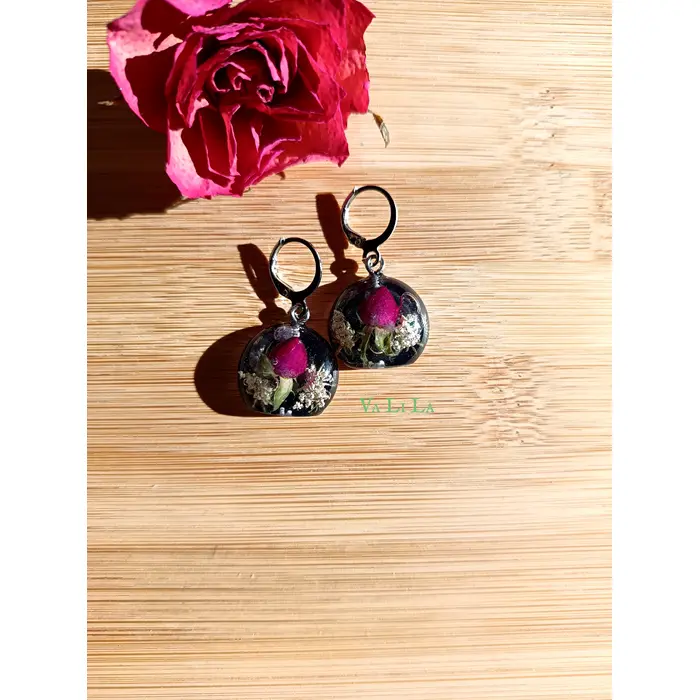 Naušnice sa ružama